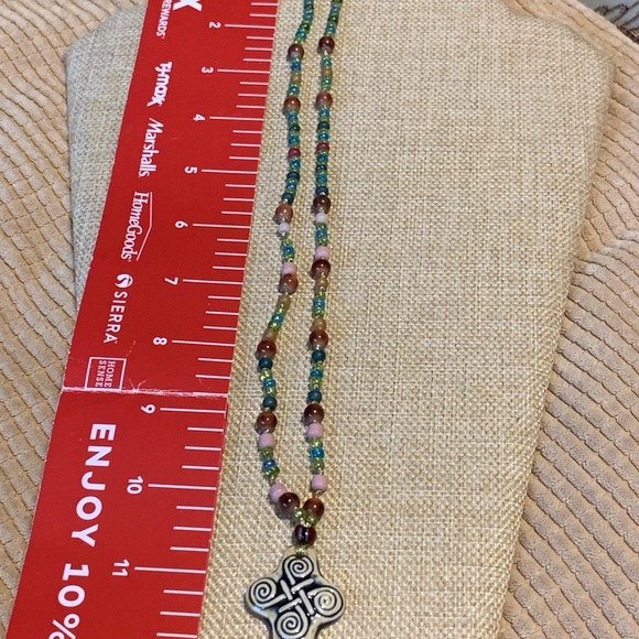 Celtic cross, vintage and artisan made. I can’t find another one just like it - Picture 6 of 13